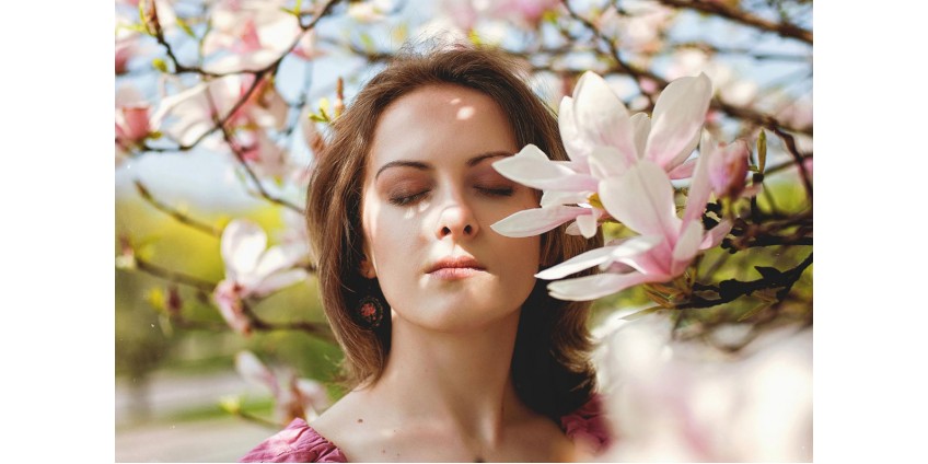 Spring benefits of LED therapy: how light rejuvenates and calms the skin