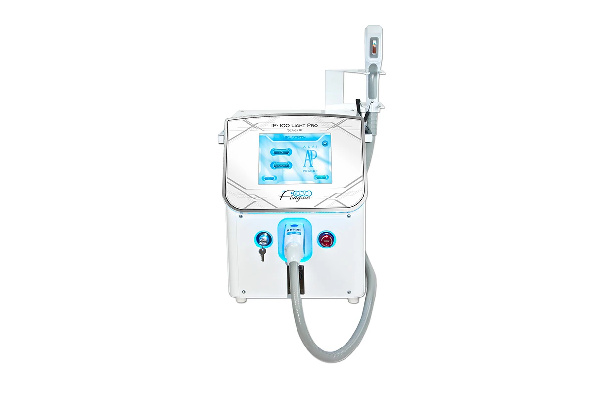 High level of operator comfort professional ipl machine IP-100 light pro