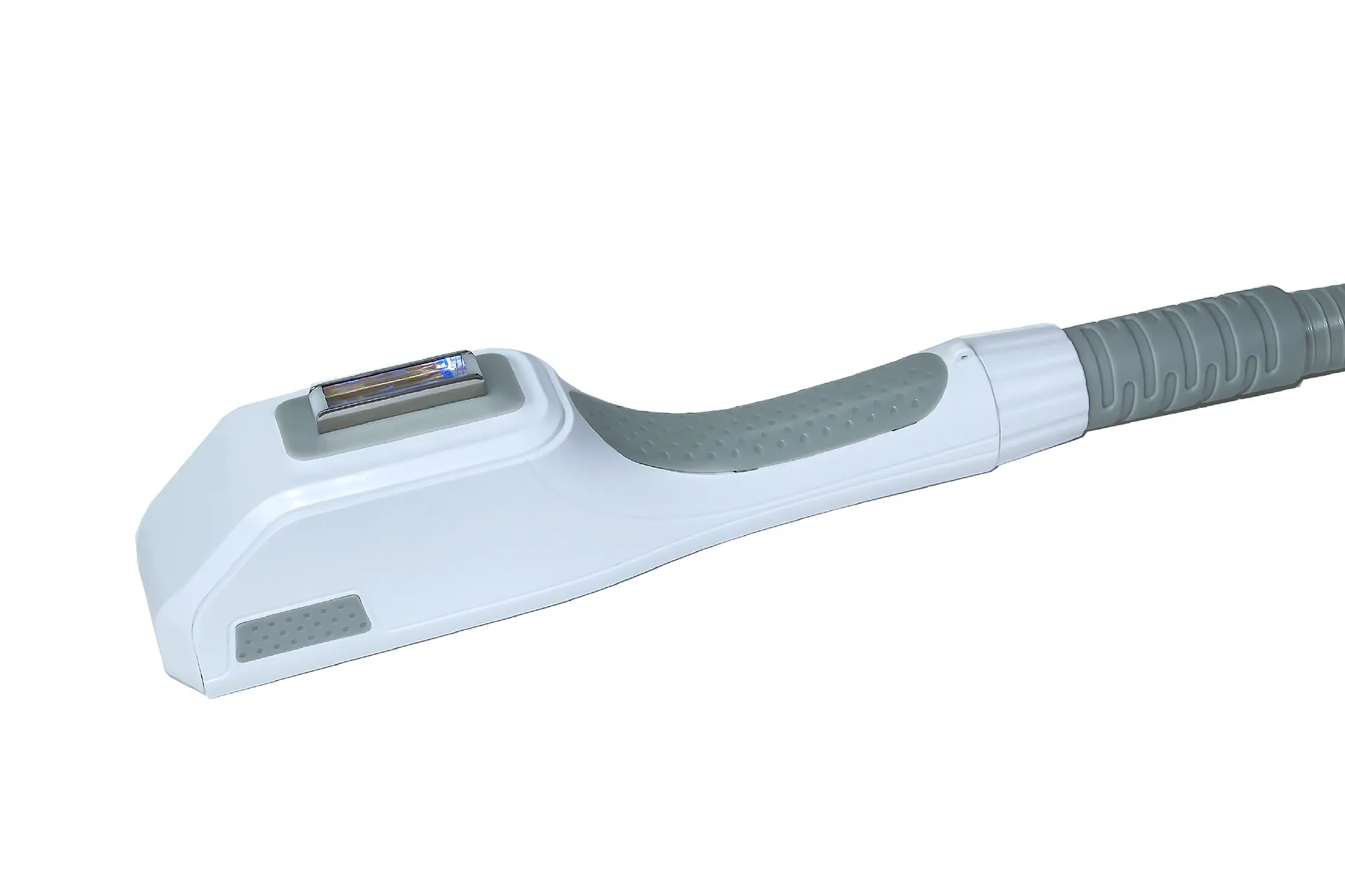 The IP-100 Light Pro comes with two innovative handpieces