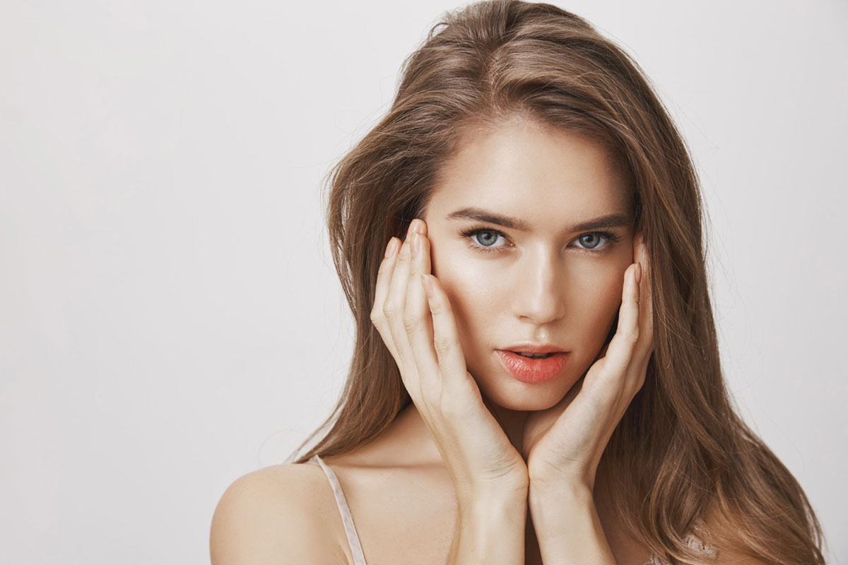 how to choose traditional microneedling or RF microneedling