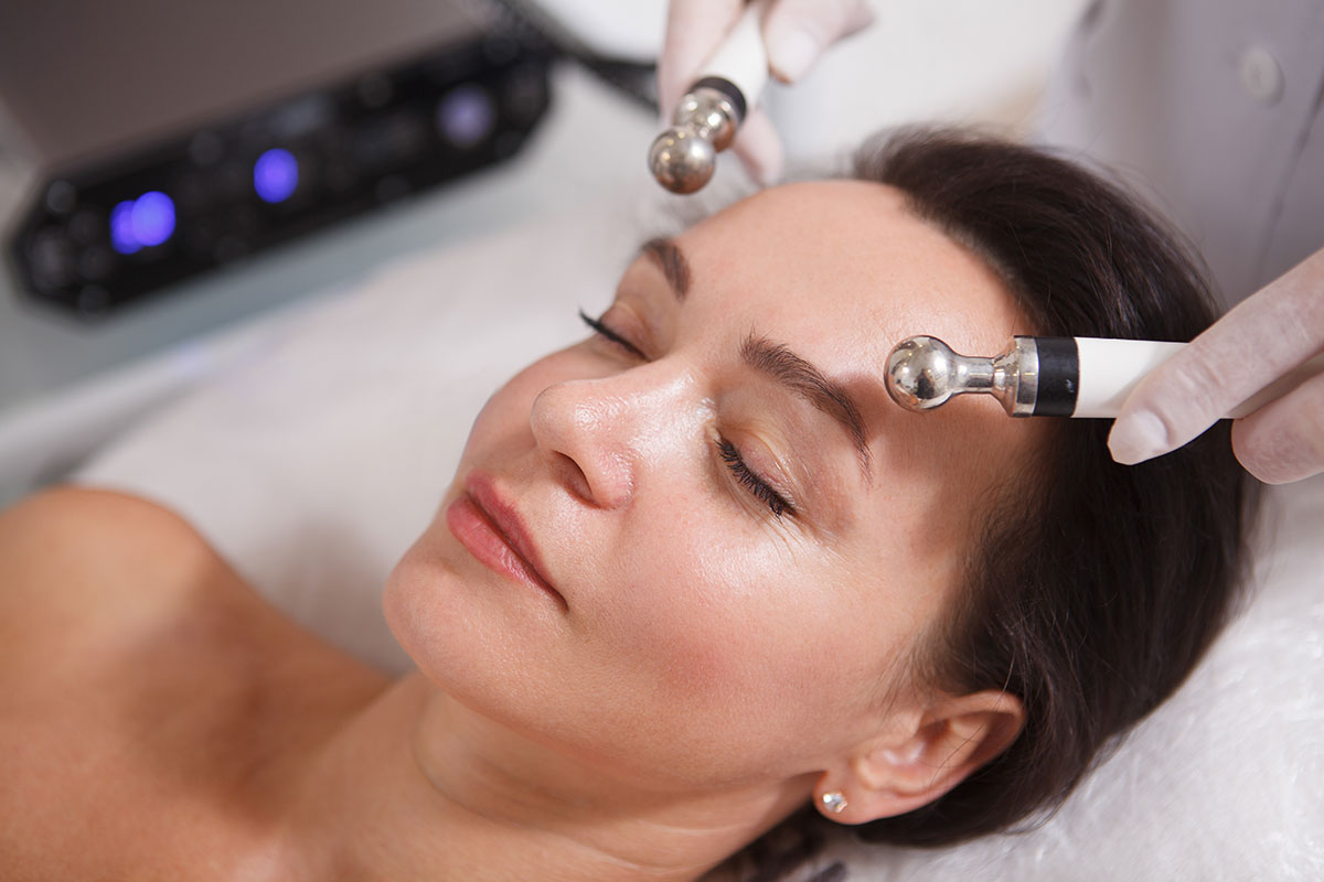 device-based treatments for deep skin hydration